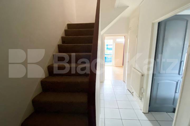 Superbly located duplex apartment in SE1  Burbage Close , Borough/London Bridge